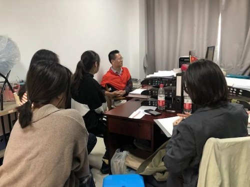 发展对象第五小组成员与沈来红老师交流